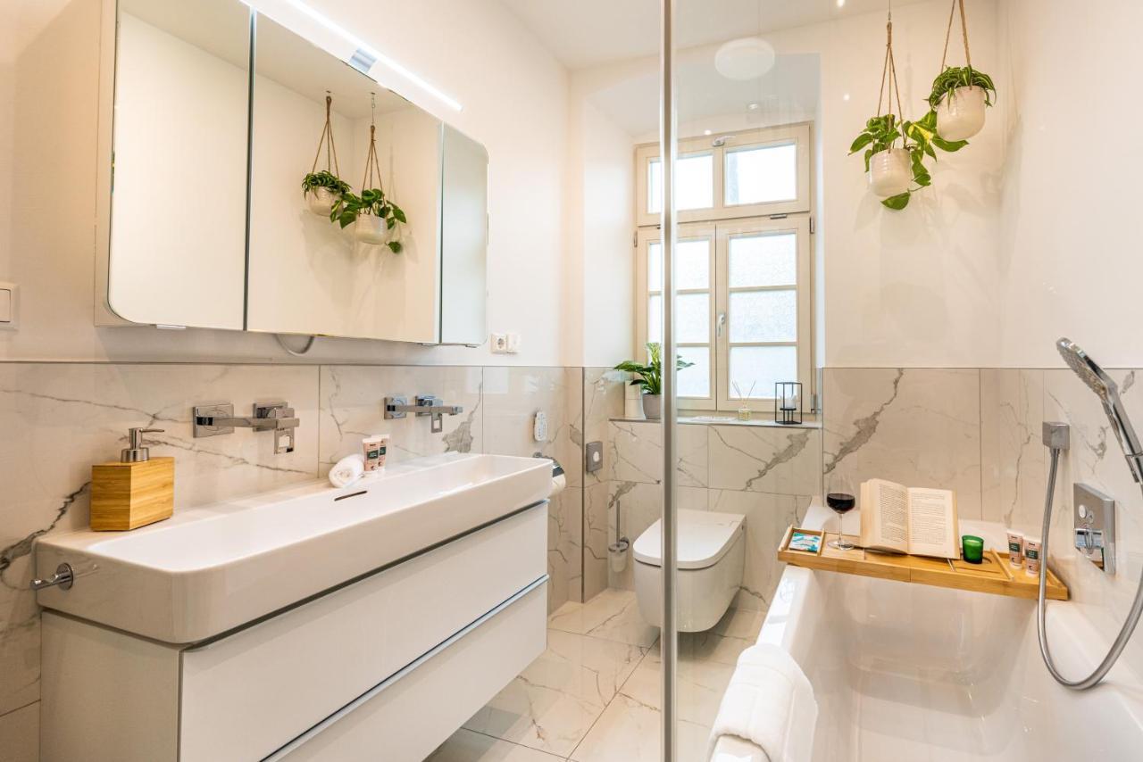 Vivid Luxury Apartment Ludwigsburg - Bluehendes Barock-Forum-Schloss-Modern Zewnętrze zdjęcie
