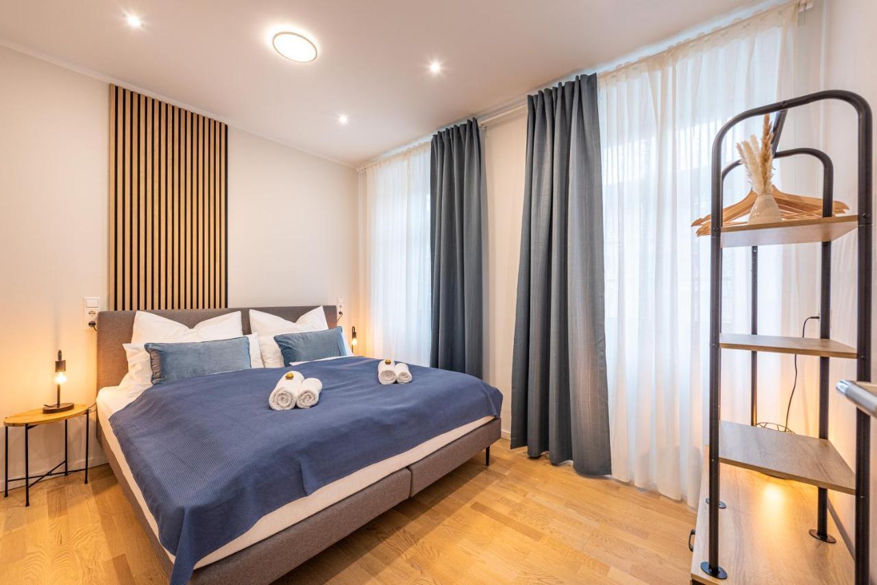 Vivid Luxury Apartment Ludwigsburg - Bluehendes Barock-Forum-Schloss-Modern Zewnętrze zdjęcie