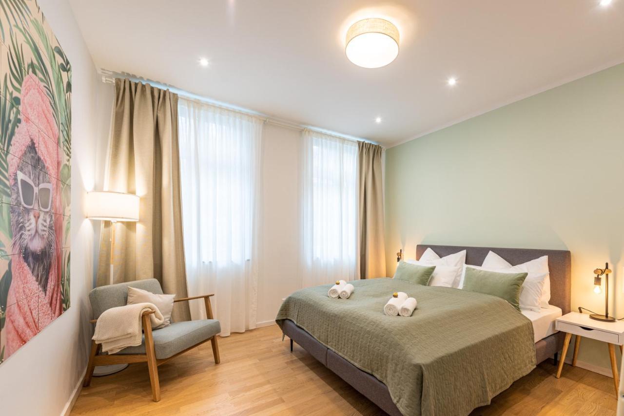 Vivid Luxury Apartment Ludwigsburg - Bluehendes Barock-Forum-Schloss-Modern Zewnętrze zdjęcie